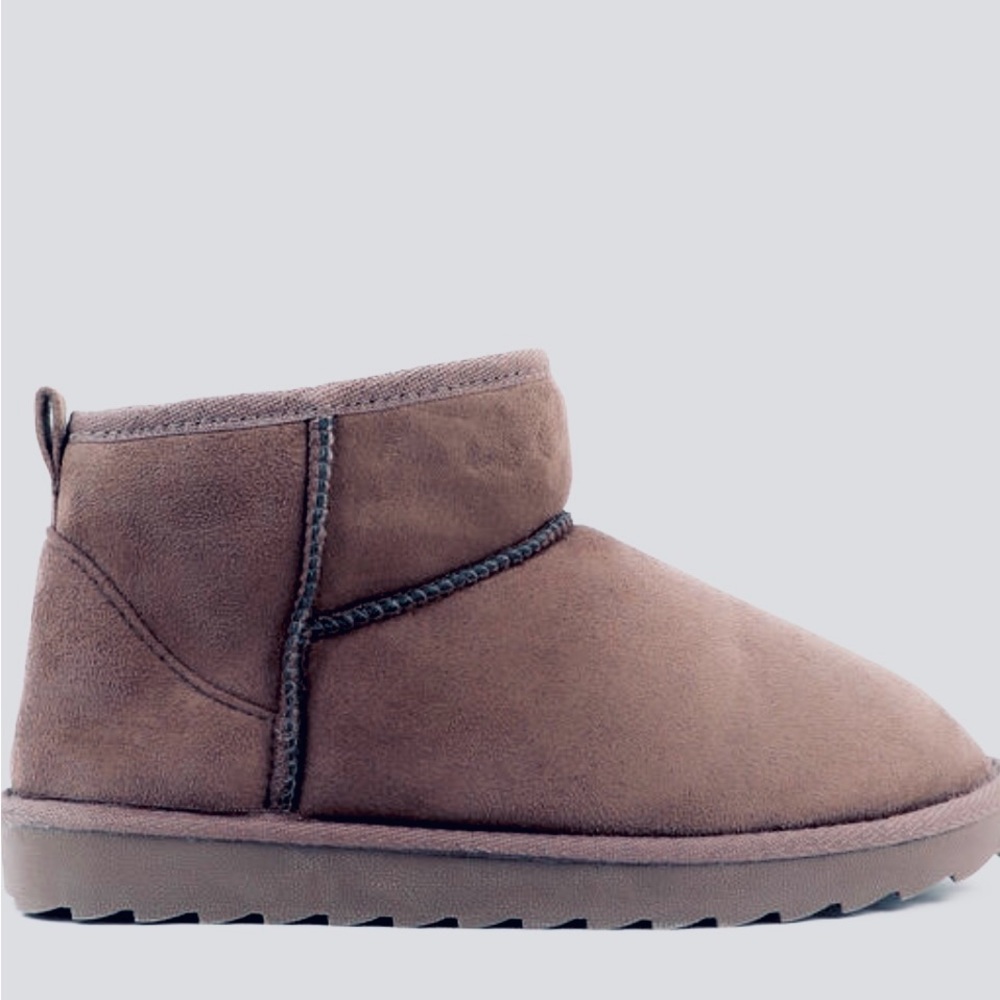 Ugg Style Boots